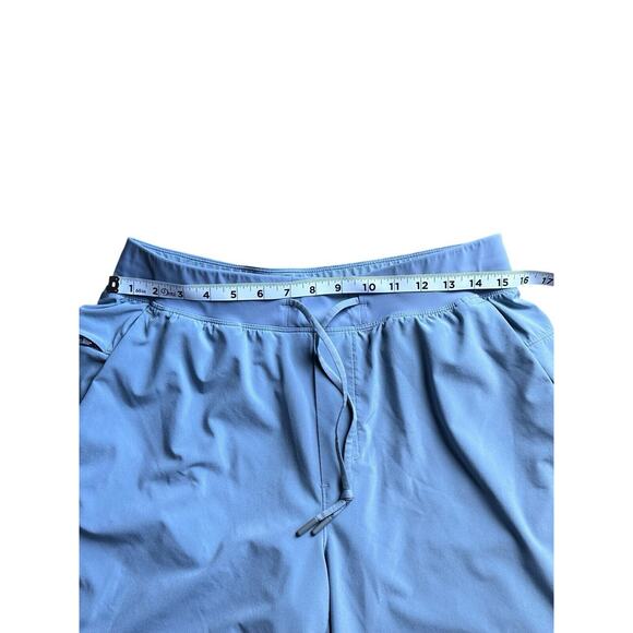 Lululemon T.H.E. Short 9" Lined Men’s size Large Chambray - Picture 7 of 8